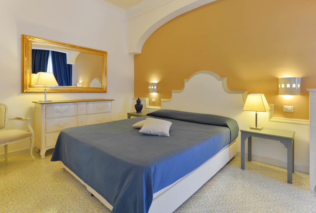 La Pineta Hotel Beach & Spa Acciaroli Room photo